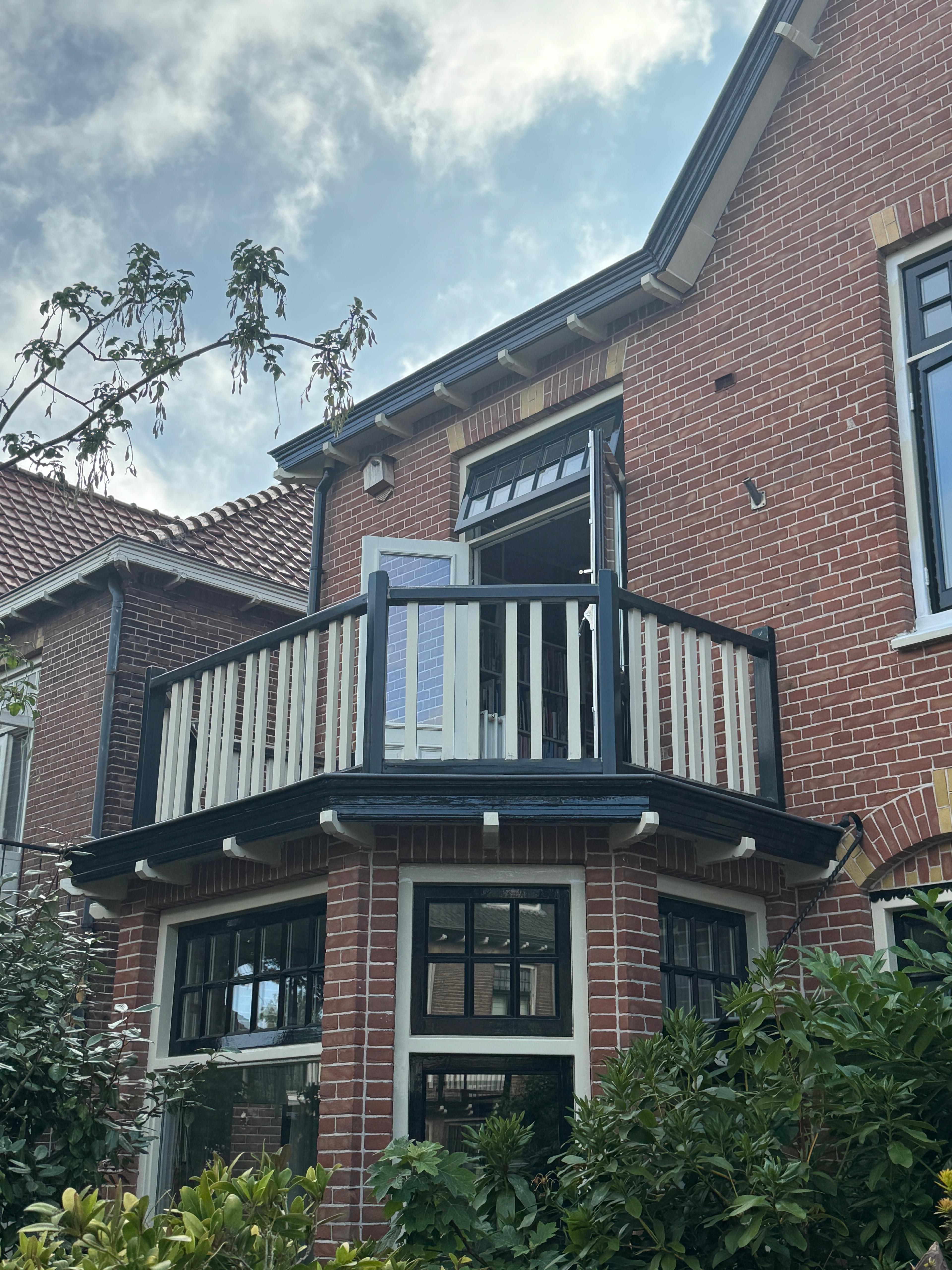 Balkonhek vervangen door strak nieuw hekwerk