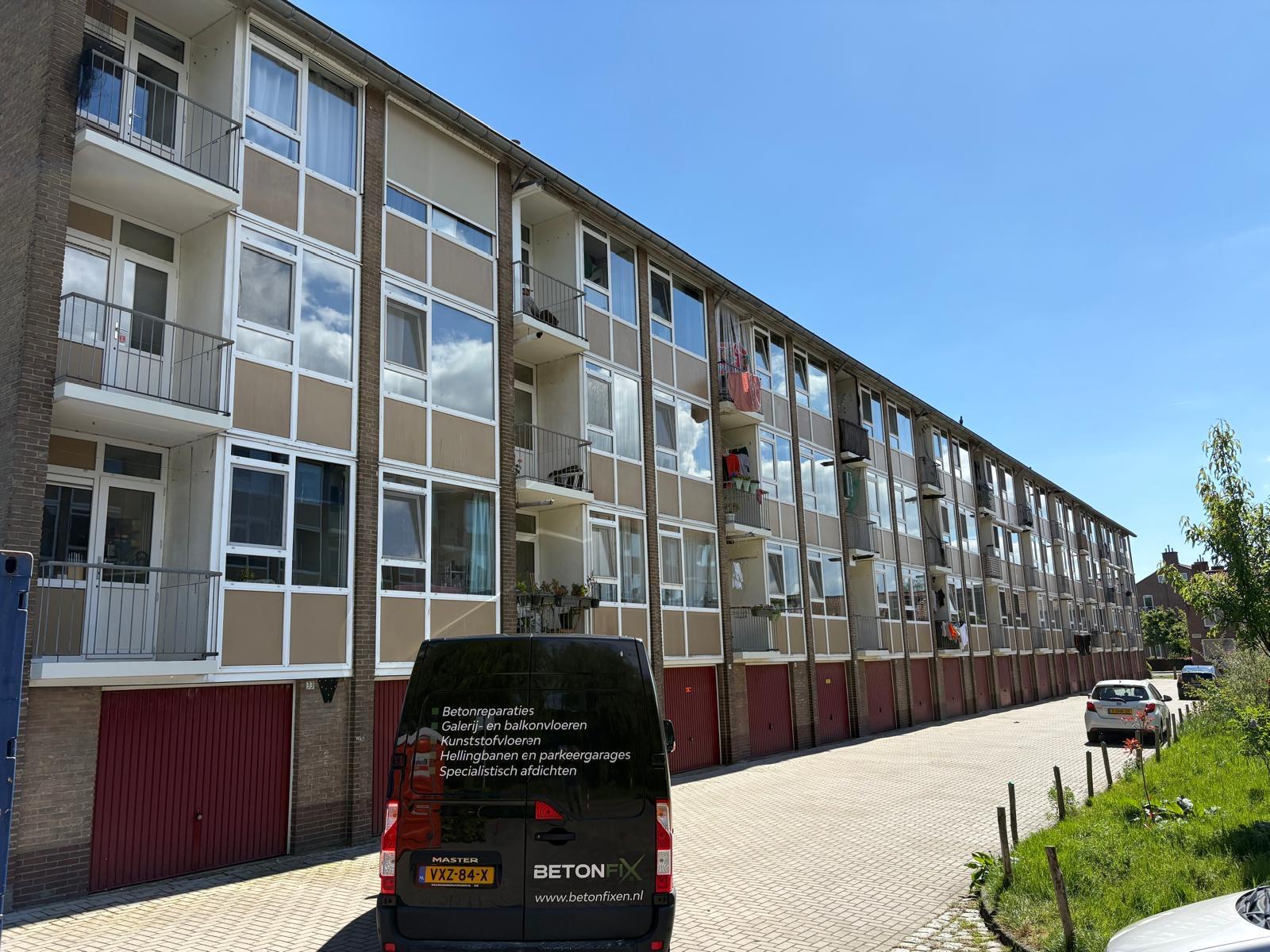 120 Balkons Diemen – HWA Vervangen en Antislip Coatingsysteem