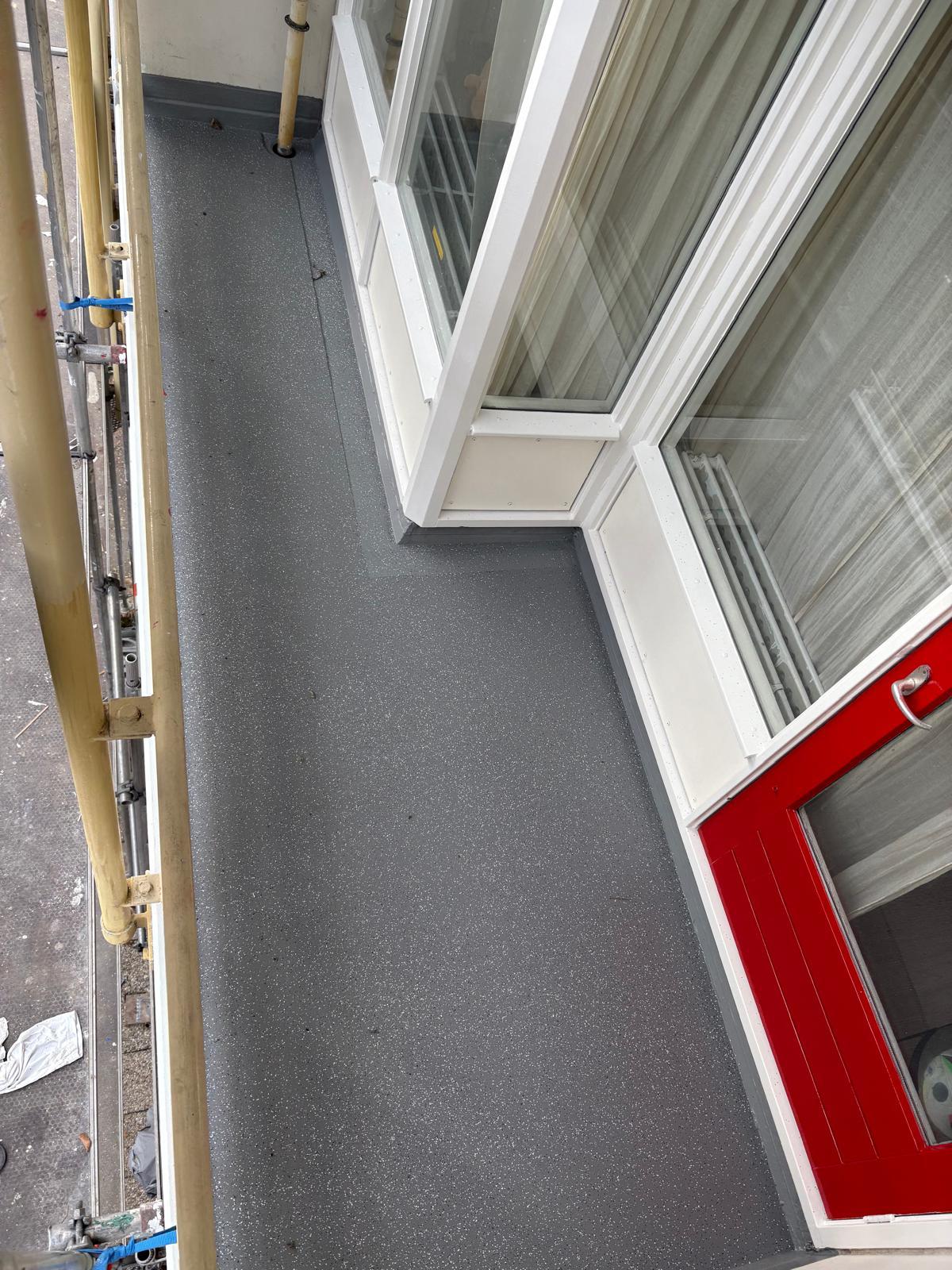 32 Balkons Eerste Jan Steenstraat Amsterdam – Duurzaam Coatingsysteem